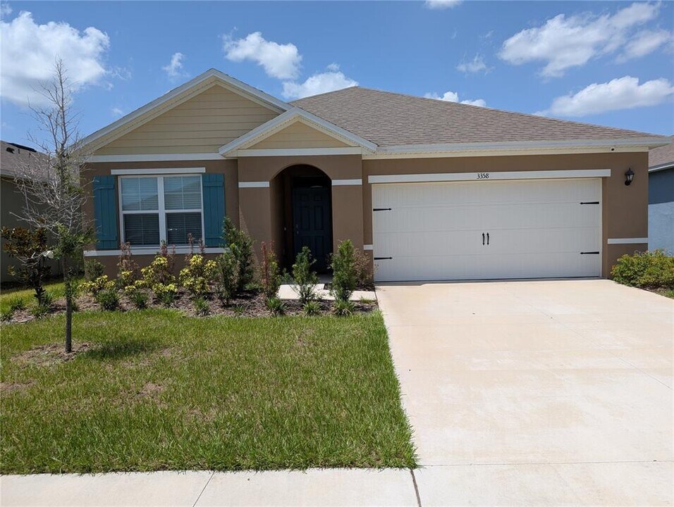 3358 Aruba Wy in Haines City, FL - Building Photo