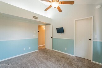 2019 W Lemon Tree Pl in Chandler, AZ - Building Photo - Building Photo