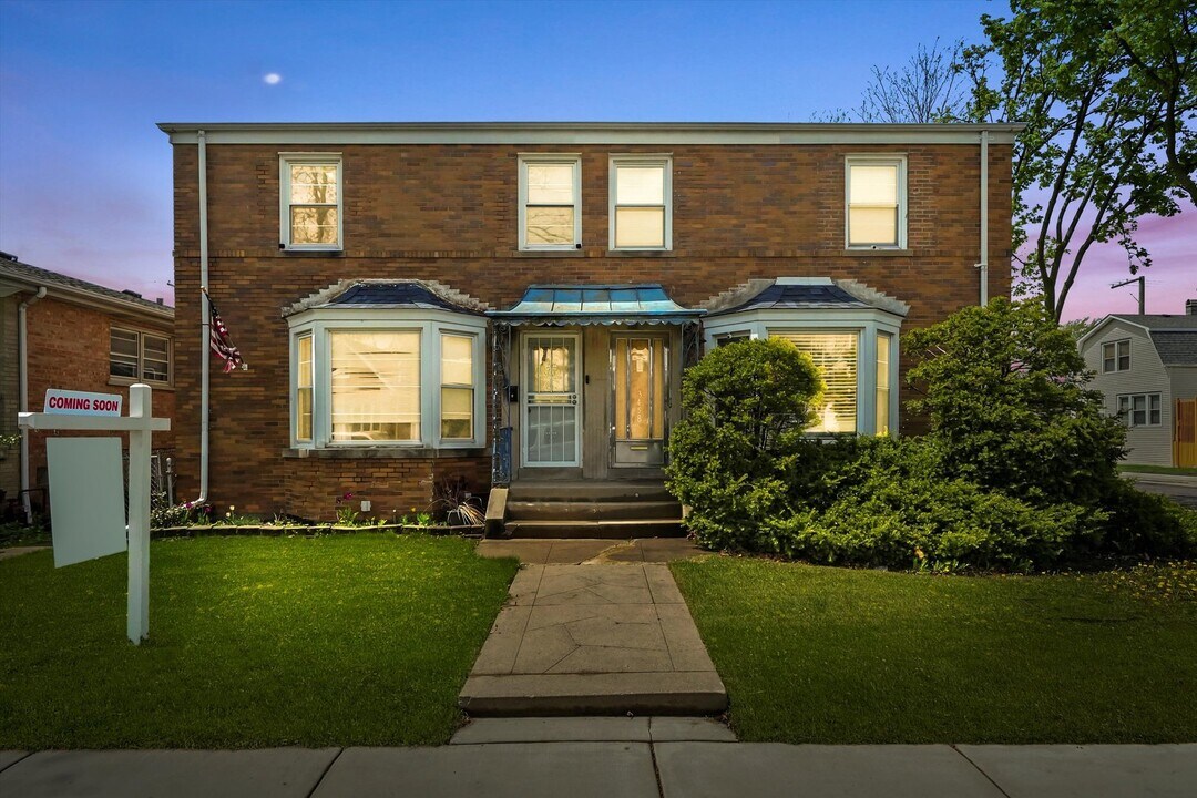 3456 N Oak Park Ave in Chicago, IL - Building Photo