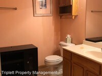 1110 NE 6th Ln photo'
