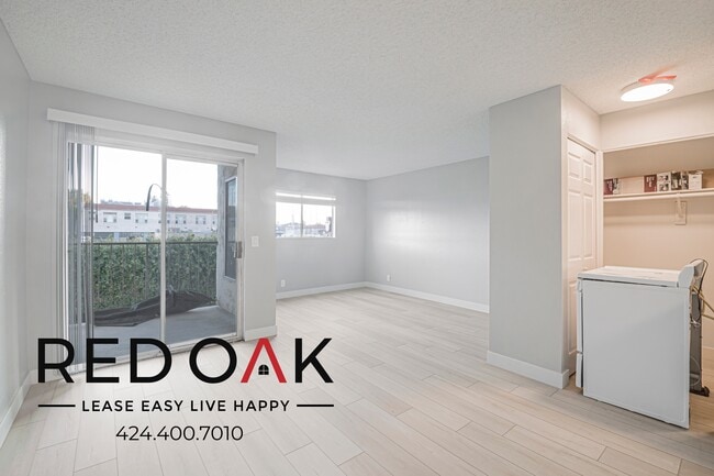 property at 3718 E Fountain St