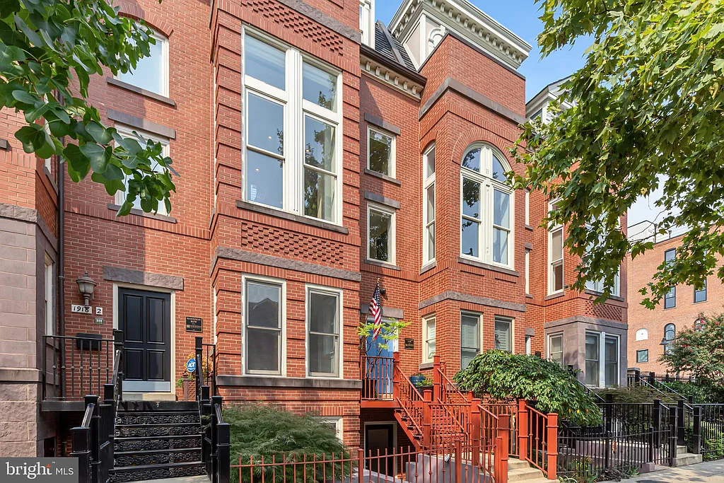 1918 12th St NW in Washington, DC - Building Photo