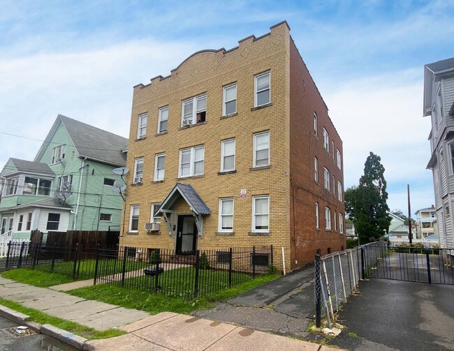 82-84 James St in Hartford, CT - Building Photo - Primary Photo