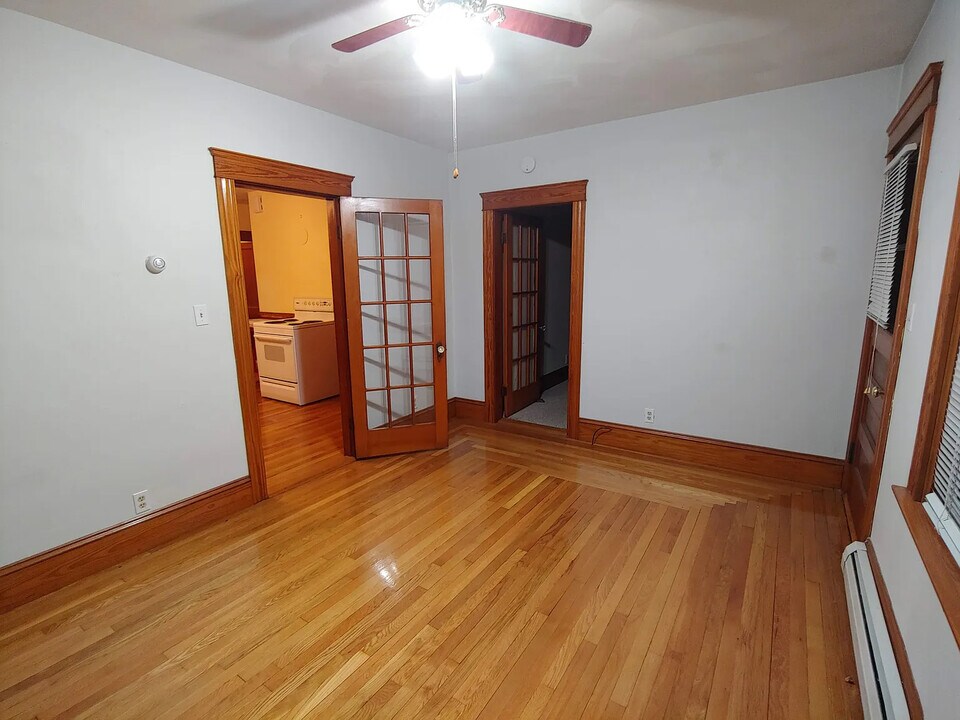 18 Pearl St, Unit FL 2 in Manville, RI - Building Photo