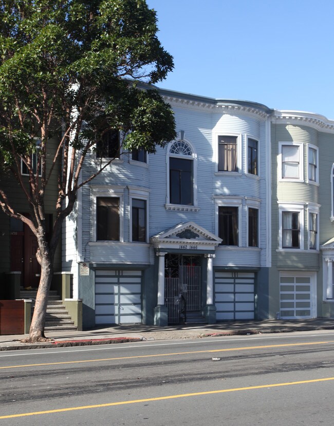 1446 Valencia St in San Francisco, CA - Foto de edificio - Building Photo