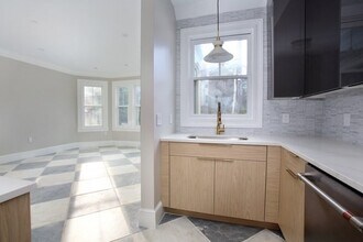 15 Lanark Rd, Unit 2 in Brighton, MA - Building Photo - Building Photo