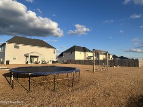 927 Farmyard Garden Dr in Jacksonville, NC - Building Photo - Building Photo