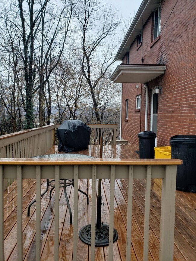 47-49-49 Center Ave in Pittsburgh, PA - Building Photo - Building Photo