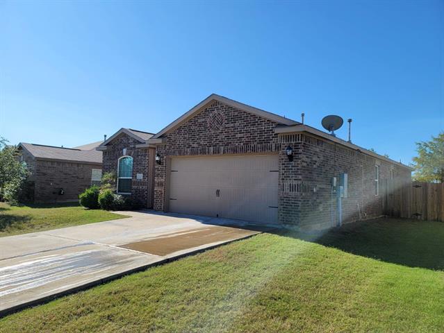 4045 Elderberry St in Forney, TX - Foto de edificio - Building Photo