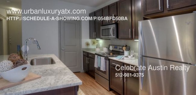 115 W Koenig Ln in Austin, TX - Building Photo - Building Photo