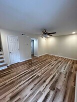 1026 Hunters Trce in Mount Pleasant, SC - Building Photo