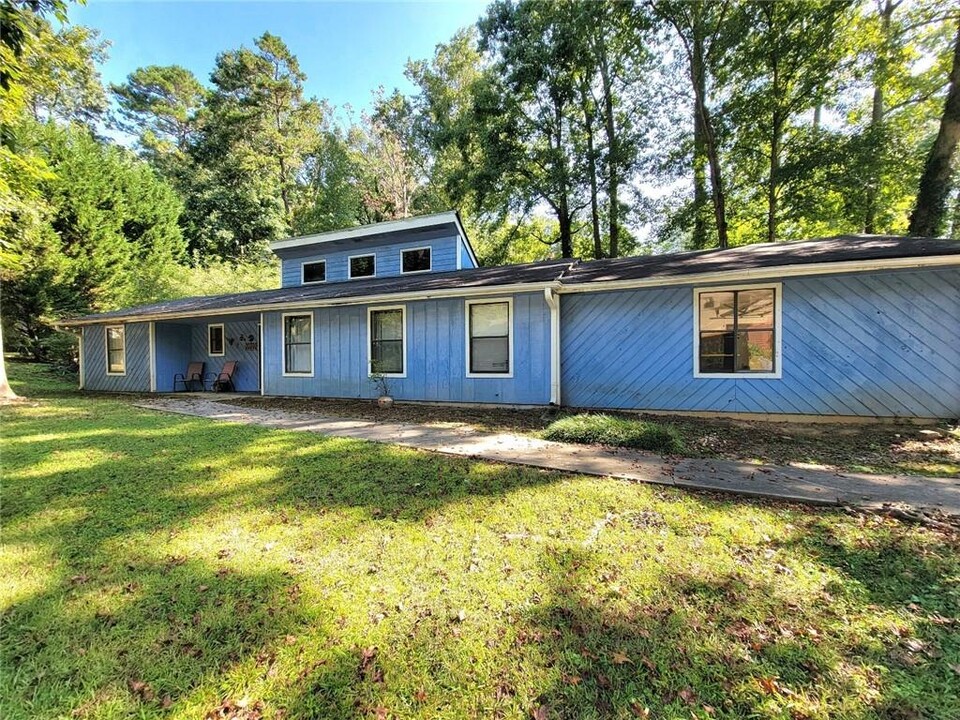 3166 Big Springs Ct in Decatur, GA - Building Photo