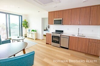 2853 West Blvd in Los Angeles, CA - Building Photo - Building Photo