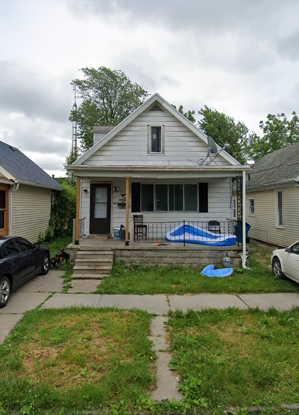 1960 Chase St in Toledo, OH - Building Photo - Building Photo