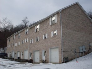 288-298 2nd St in Pitcairn, PA - Building Photo - Building Photo