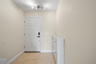 13713 Juniper Blossom Dr in Tampa, FL - Building Photo - Building Photo
