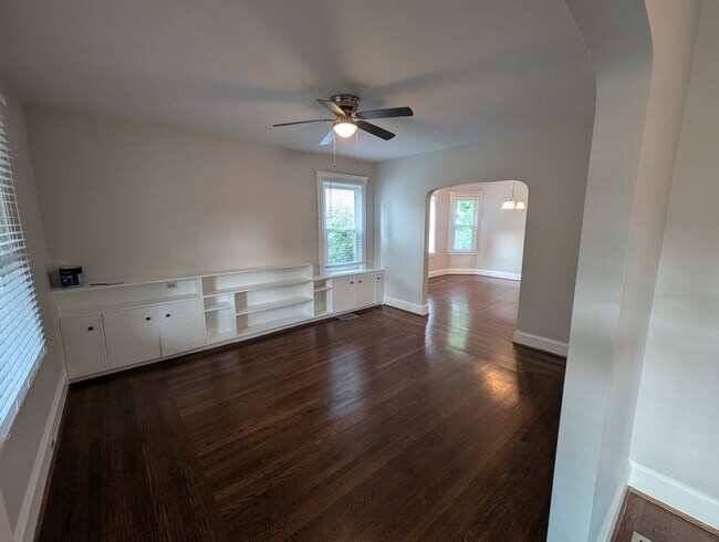 3827 Millsbrae Ave in Cincinnati, OH - Building Photo - Building Photo
