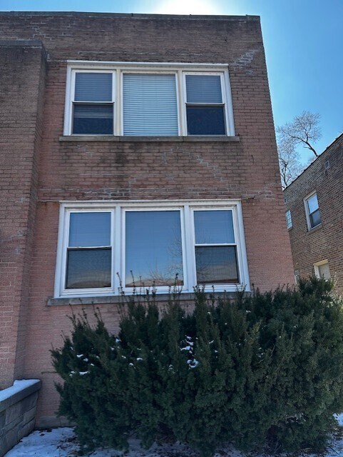 1617 W Glenlake Ave in Chicago, IL - Building Photo