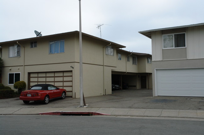 448 Studio Cor in San Mateo, CA - Foto de edificio - Building Photo