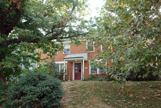 818 S Patrick St in Alexandria, VA - Building Photo - Building Photo