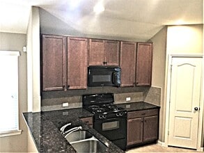 2819 Lockeridge Bend Dr in Spring, TX - Building Photo - Building Photo