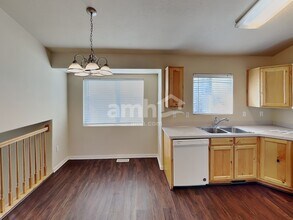 1991 W 550 N in Clinton, UT - Building Photo - Building Photo