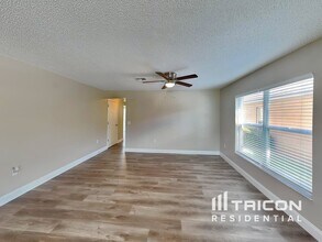 361 Augustine Ct in Oviedo, FL - Building Photo - Building Photo