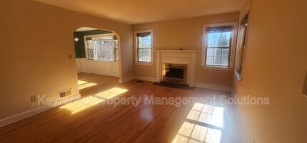 127 College Cir in Staunton, VA - Building Photo - Building Photo