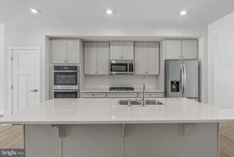 88 Rosemary Wy in Mount Laurel, NJ - Building Photo - Building Photo