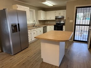 2403 Danny St, Unit 35-3501 in Tupelo, MS - Foto de edificio - Building Photo