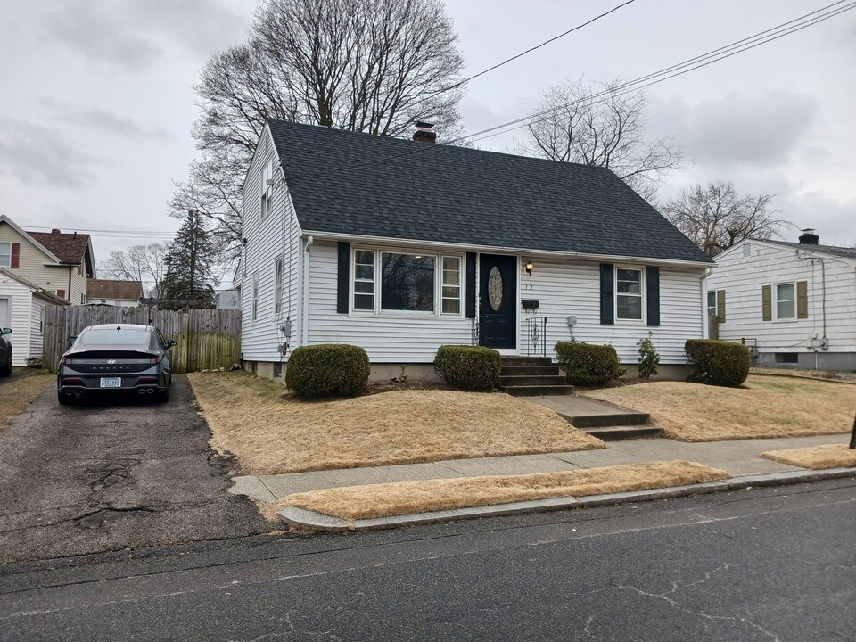 12 Lubec St in Providence, RI - Building Photo