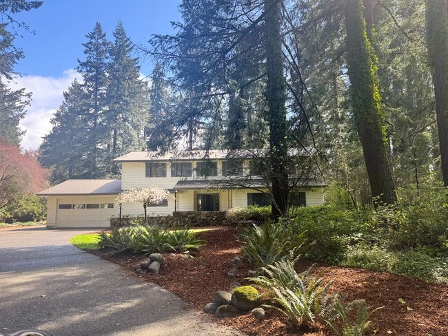 649 171st Ave SE in Tenino, WA - Building Photo - Building Photo