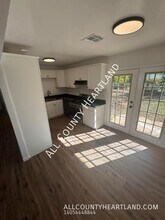 804 NW 23rd St in Moore, OK - Building Photo - Building Photo