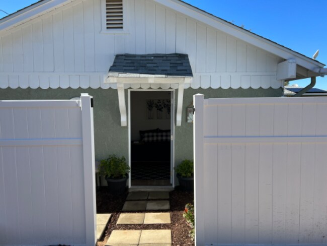 33574 Washington Dr photo'