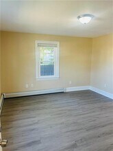 1049 Central Ave in Pawtucket, RI - Building Photo - Building Photo