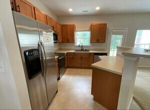 6941 Rogers Point in Lithonia, GA - Foto de edificio - Building Photo