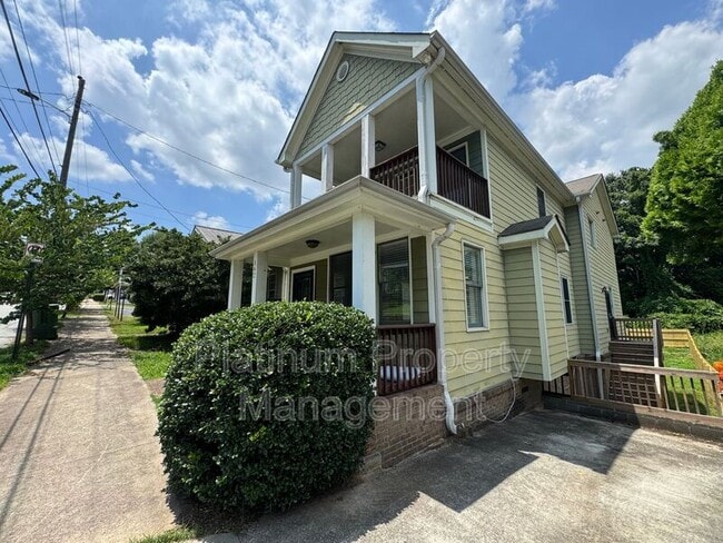 142 Little St SE in Atlanta, GA - Foto de edificio - Building Photo