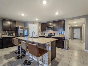 4128 Silver Strand Trl in Palmetto, FL - Foto de edificio - Building Photo