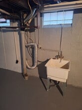 588 Baldwin Rd, Unit A in Akron, OH - Foto de edificio - Building Photo