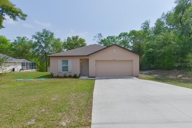 property at 1924 W Roseboro Dr
