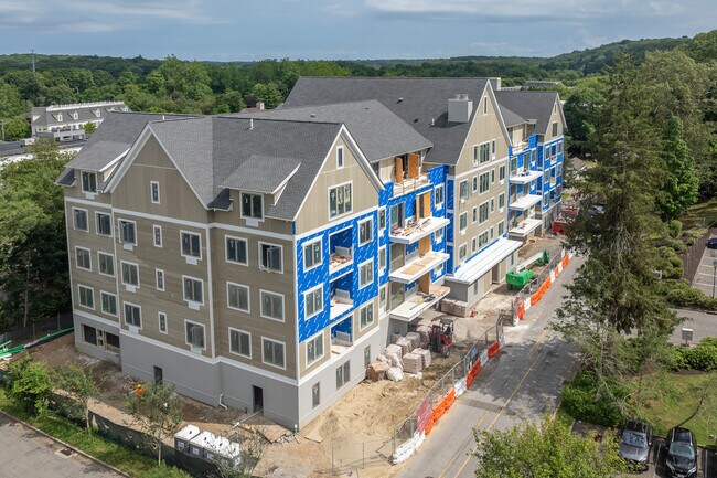 Wilton Center Lofts