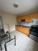 21 VREELAND Ter in Jersey City, NJ - Building Photo - Building Photo