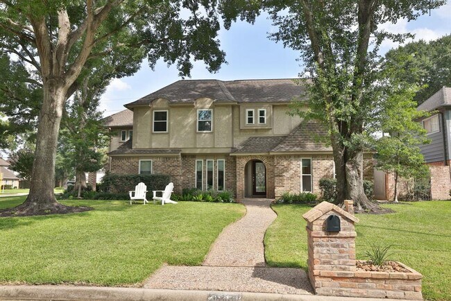 property at 9203 Godstone Ln