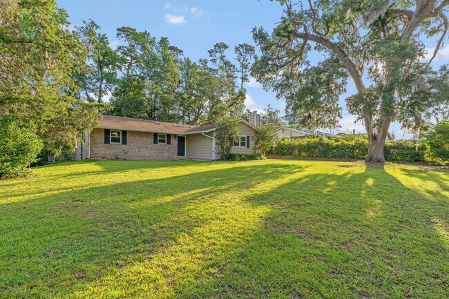 1230 Hemlock St in Tallahassee, FL - Building Photo - Building Photo