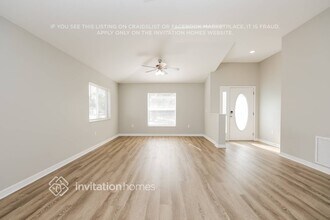 11227 Lake Lanier Dr in Riverview, FL - Building Photo - Building Photo