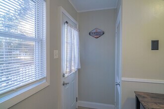 315 Avondale Ave in Champaign, IL - Building Photo - Building Photo
