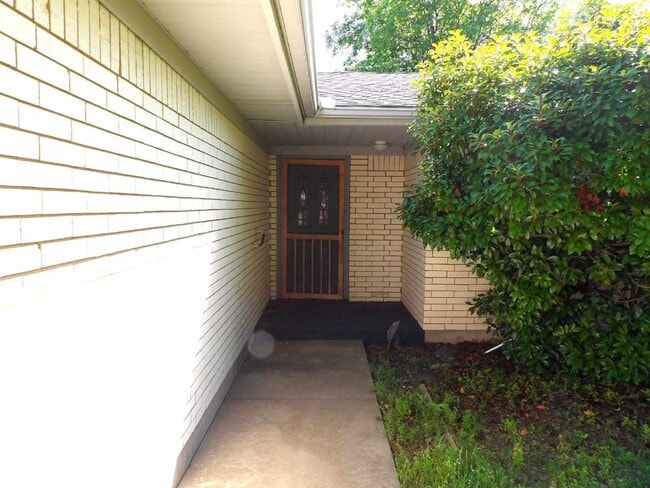 4536 SE Ellsworth Ave in Lawton, OK - Building Photo - Building Photo