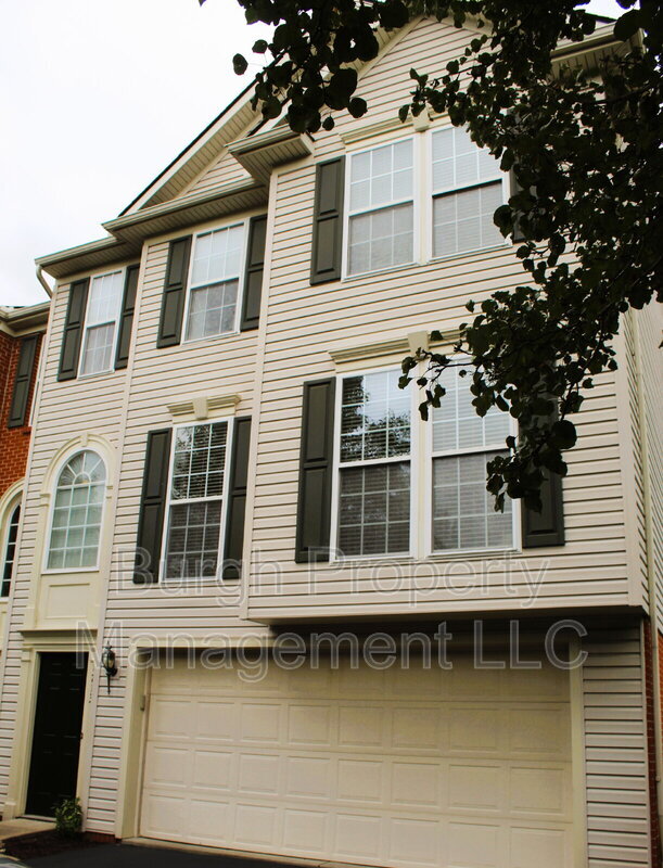 1713 Michael Dr