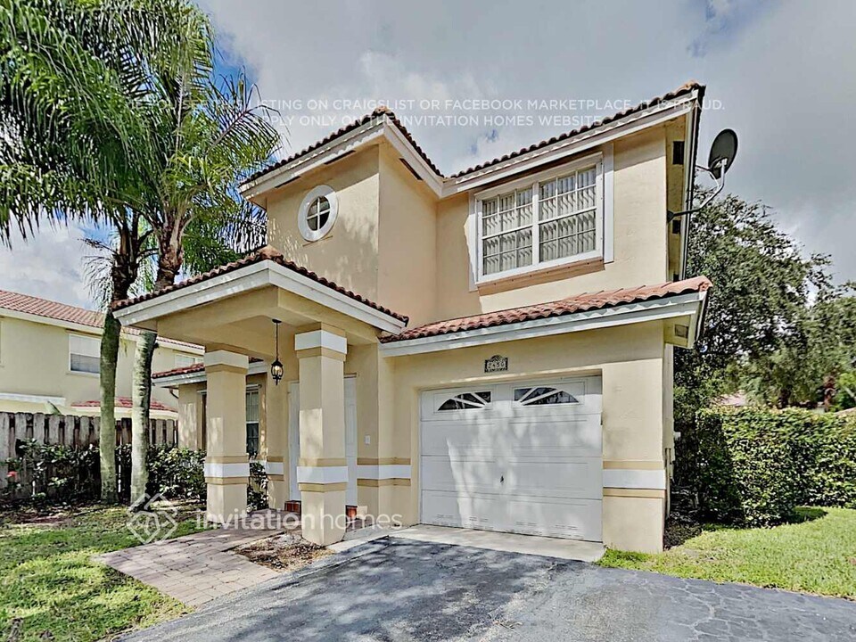 2450 NW 72nd Ave in Margate, FL - Building Photo