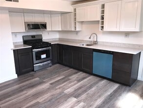 70 School St, Unit 2 in Cambridge, MA - Building Photo - Building Photo